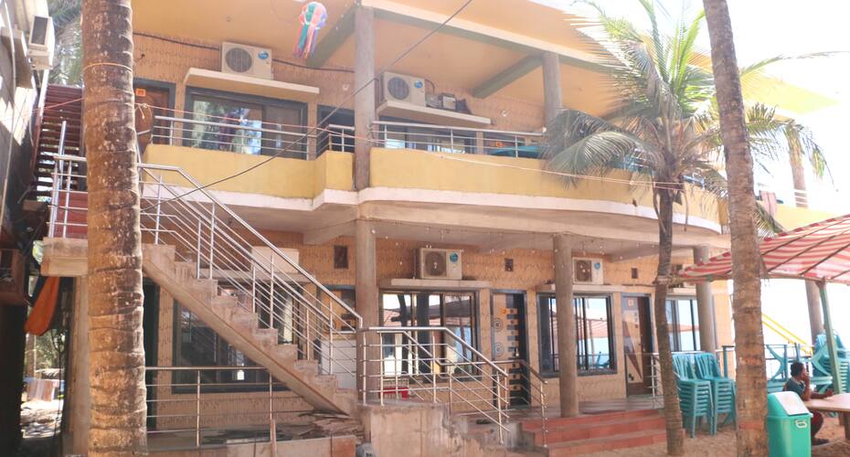 Khobrekar's Beach Homestay, Tarkarli 1